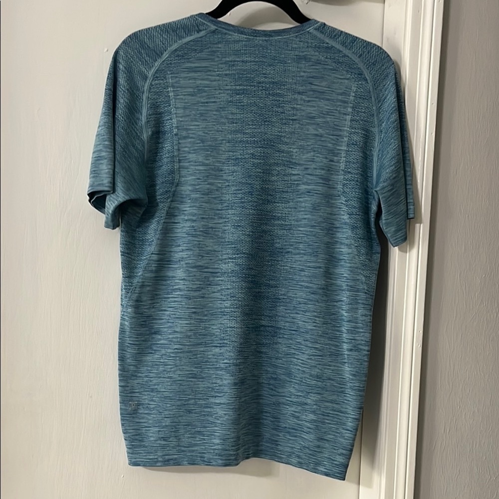 Lululemon Men's Blue Athletic Shirt